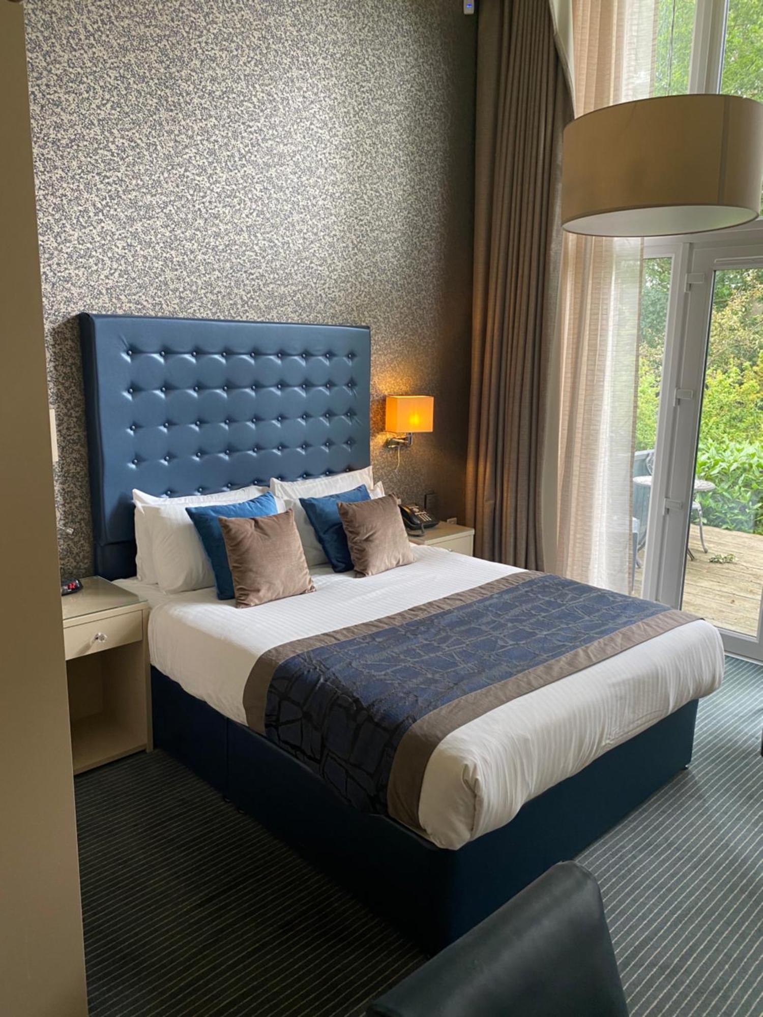 315 Bar & Restaurant Otel Huddersfield Dış mekan fotoğraf